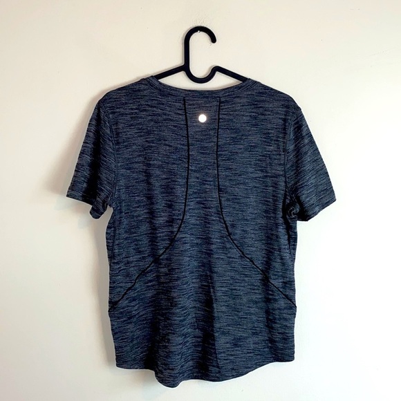 NWOT LULULEMON long distance short sleeve in heathered black - Picture 5 of 9